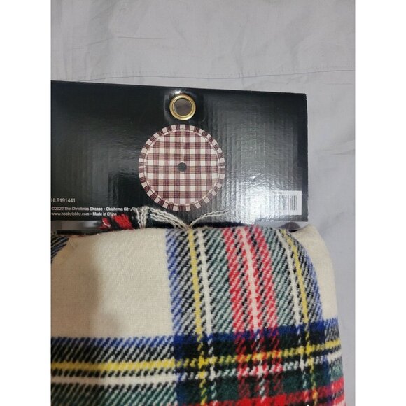 Hobby Lobby Stewart Dress Tartan Plaid 48" Christmas Shoppe Flannel Tree Skirt - Picture 3 of 4